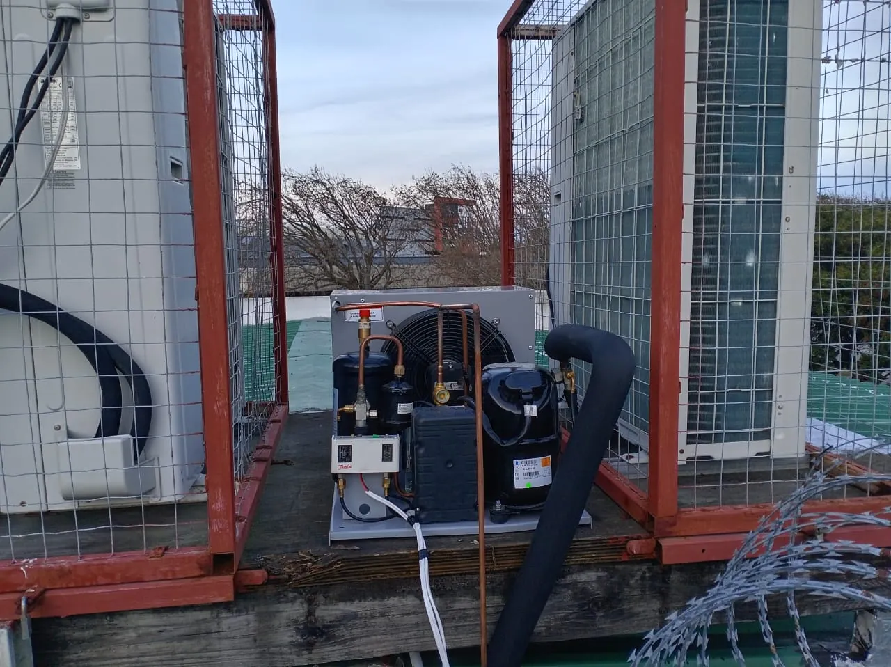 Rooftop commercial refrigeration system serving the Bin Rashied Kenilworth cold room