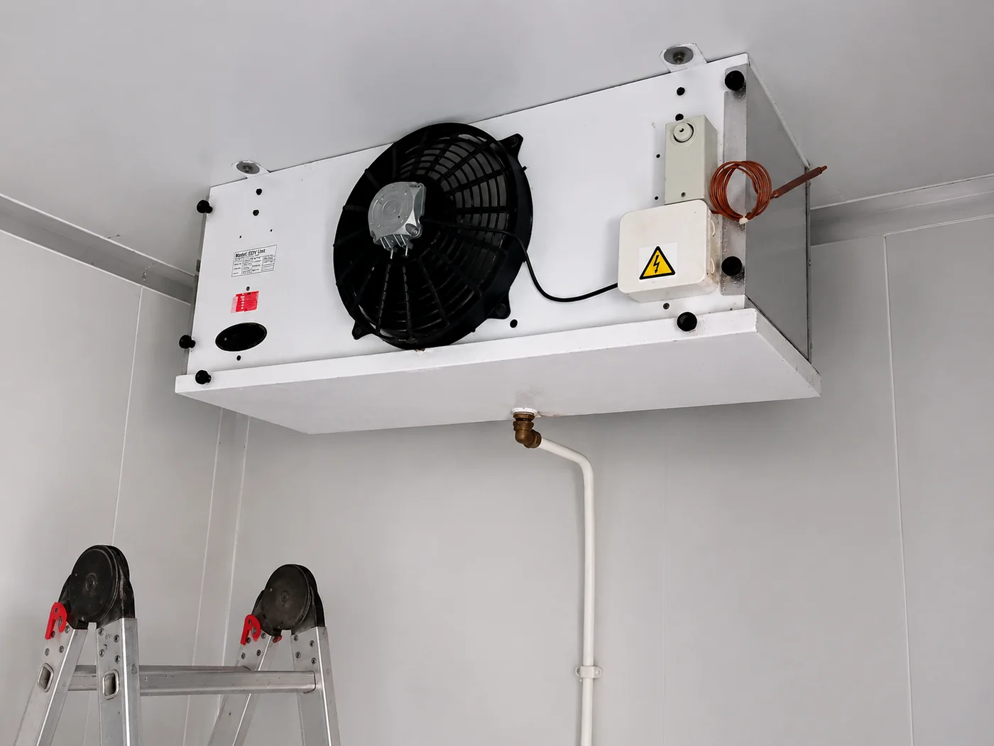 Cold room evaporator unit installed inside an insulated cold room at Bin Rashied Salt River