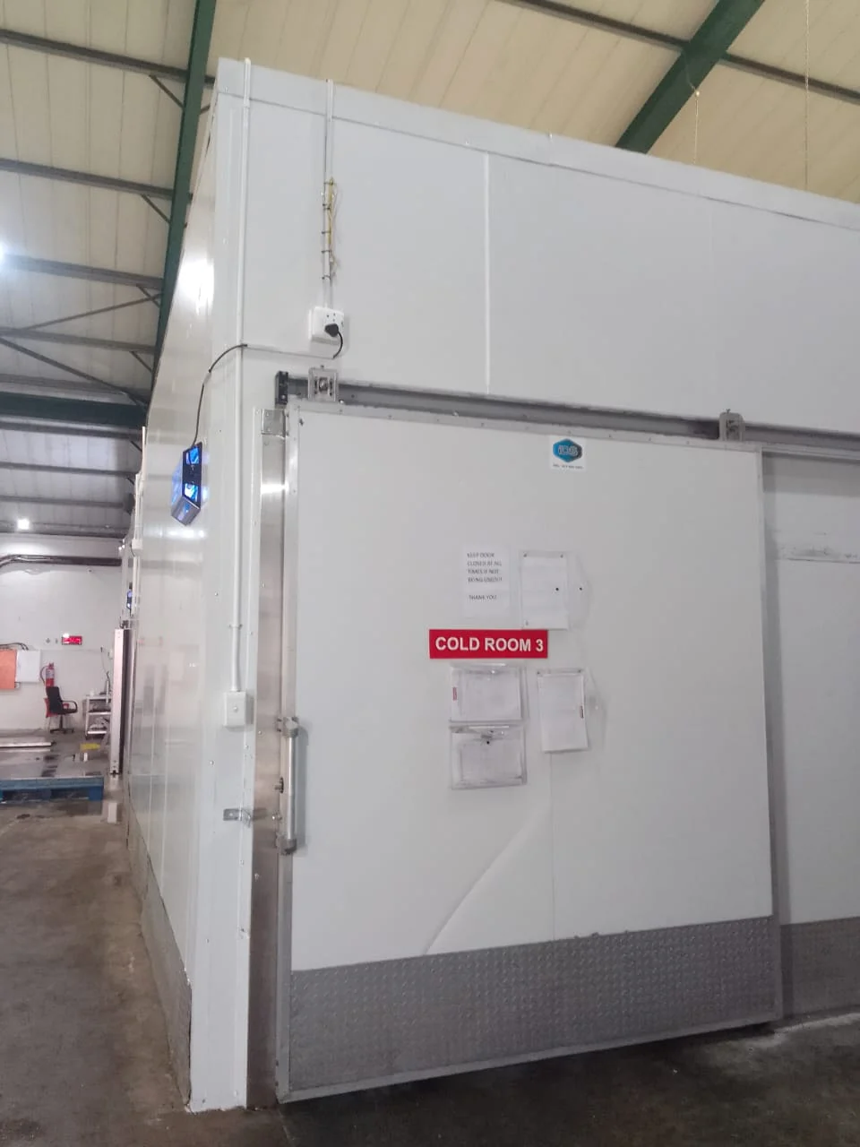 Cold room door and insulated panel repair at Pedros in Montague Gardens