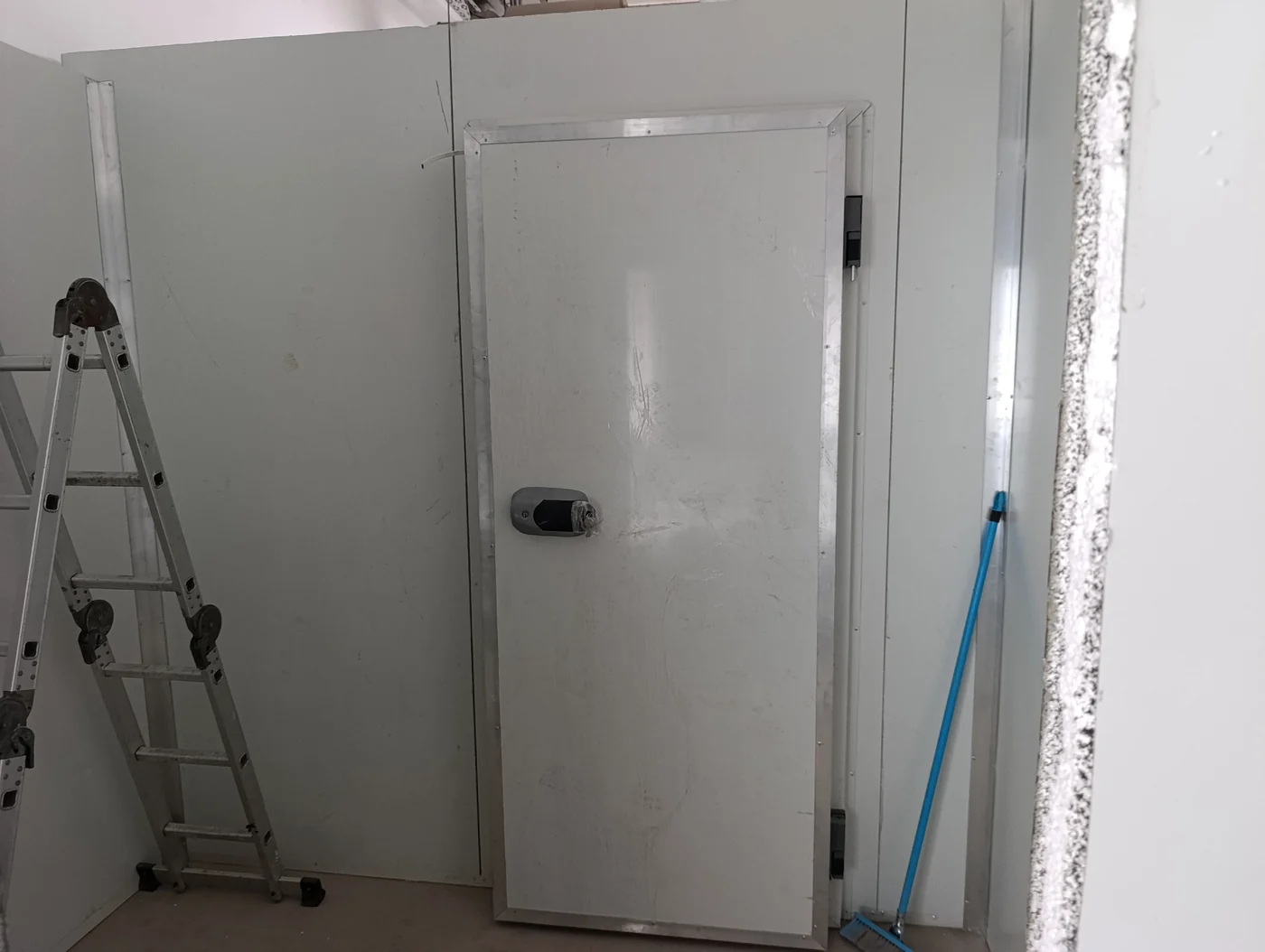 Walk-in cold room door installation at Sable Square in Milnerton